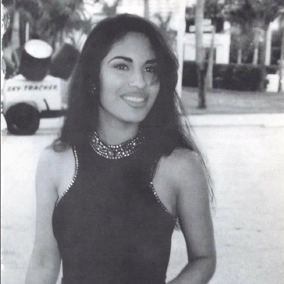 Meet your Posher, Michelle - Picture 1 of 1